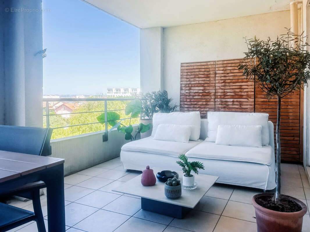 Appartement à MARSEILLE-8E