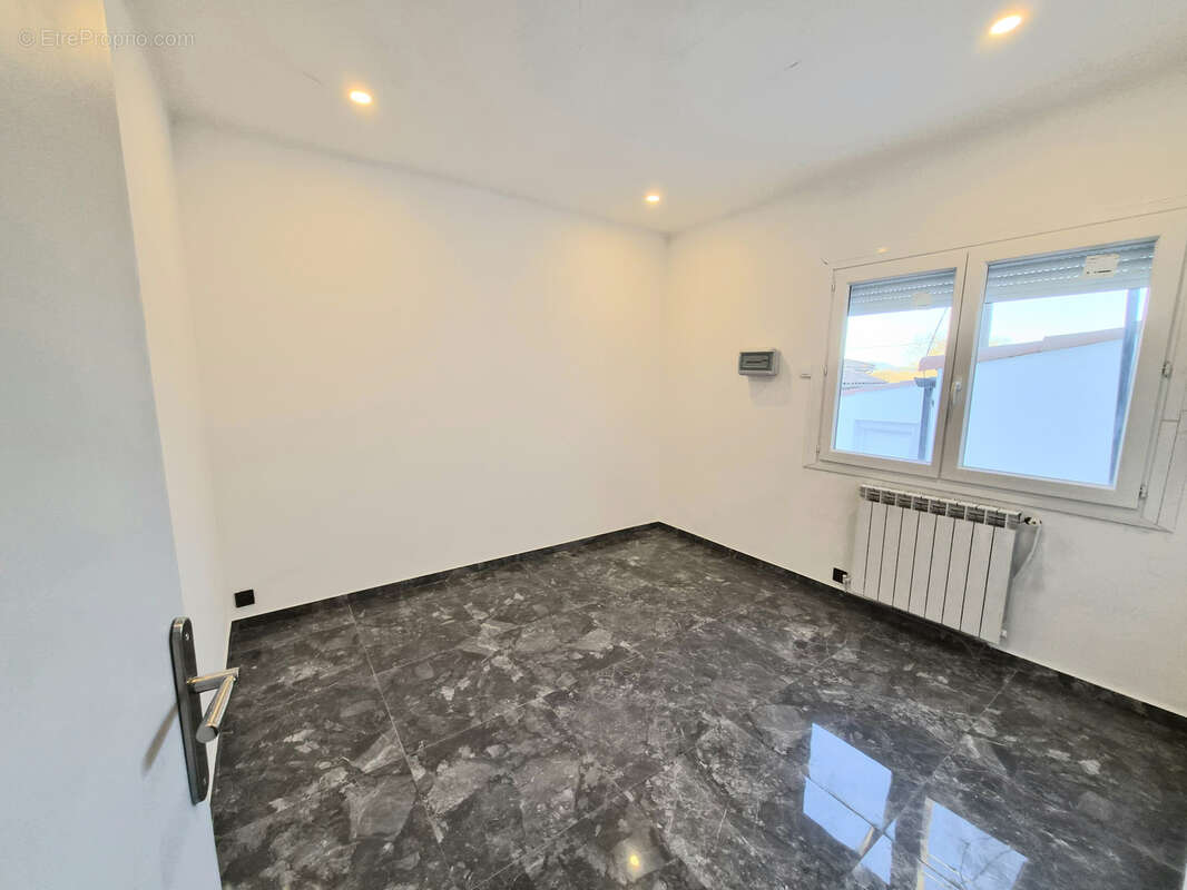 Maison à SAINT-CHRISTOL-LES-ALES