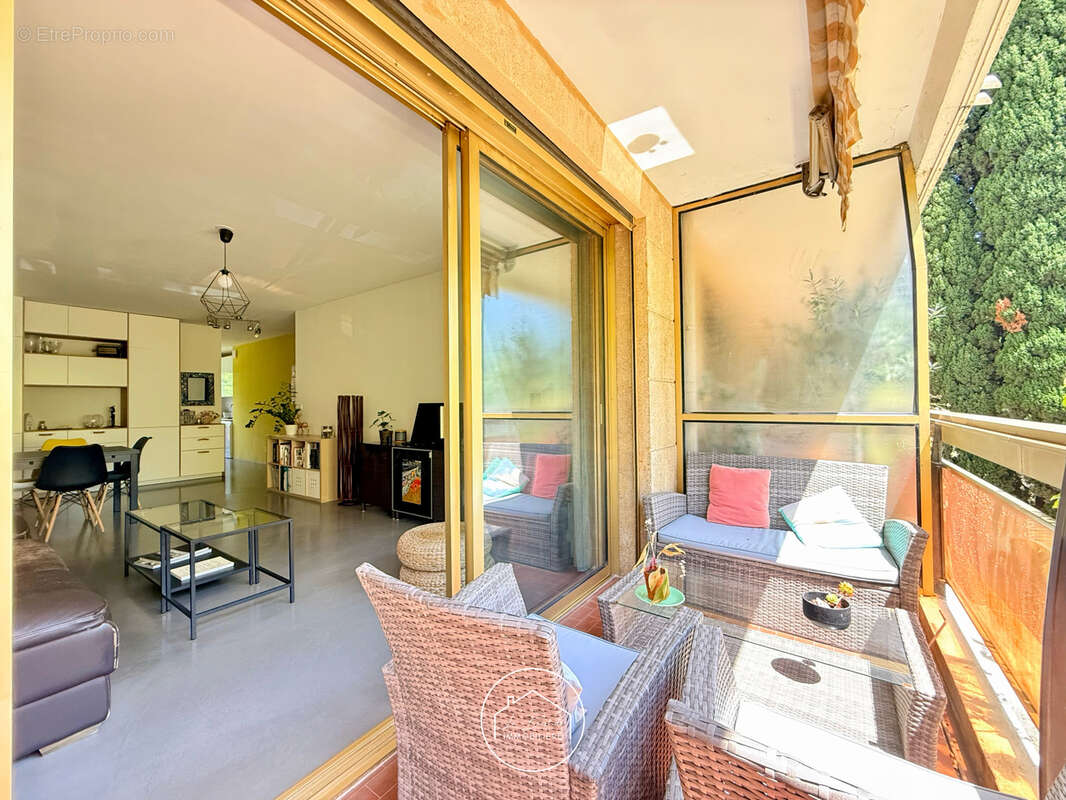 Appartement à MARSEILLE-9E