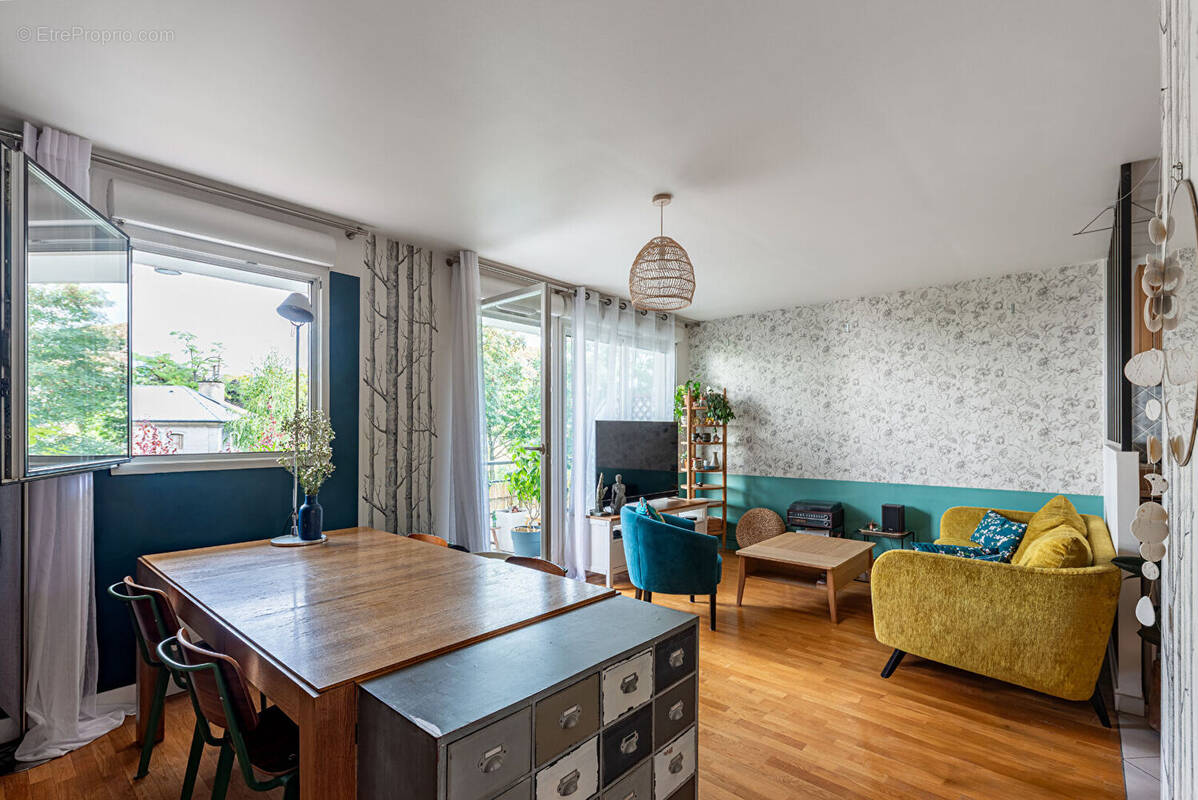 Appartement à PARIS-20E