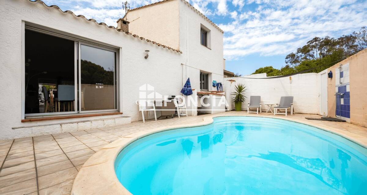 Maison à SAINT-CYPRIEN