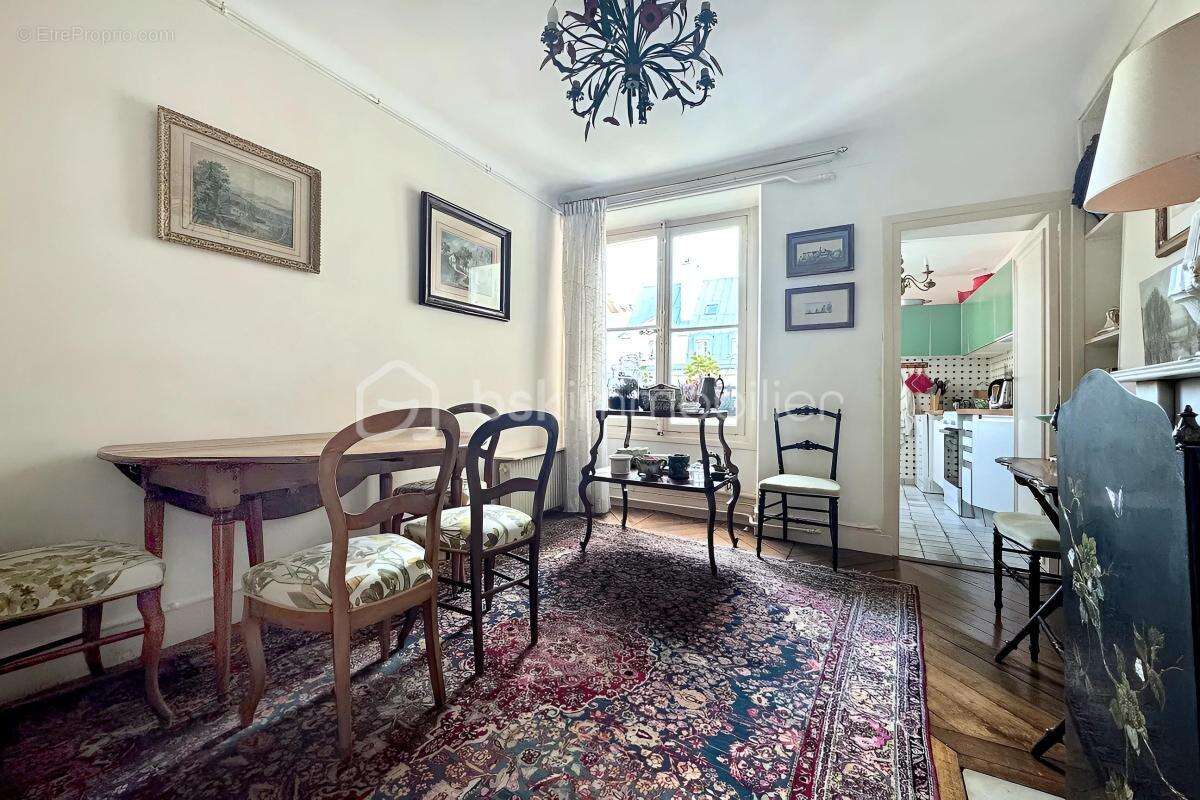 Appartement à PARIS-6E