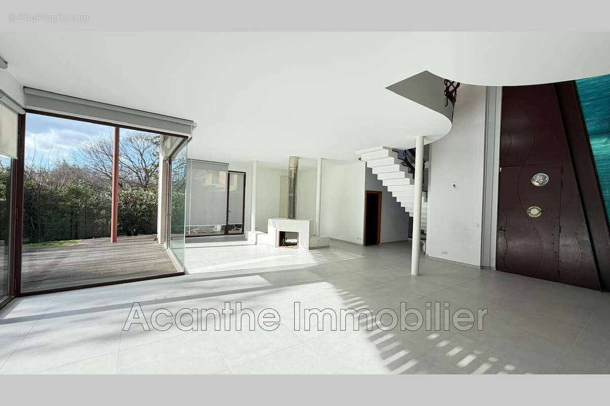 Maison 240 m² à Montpellier  - photo 8