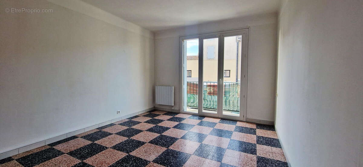 Appartement à BOLLENE