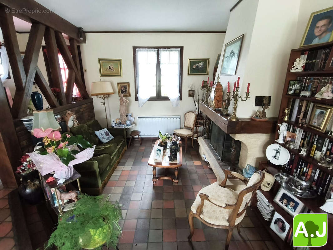 Maison à EZY-SUR-EURE
