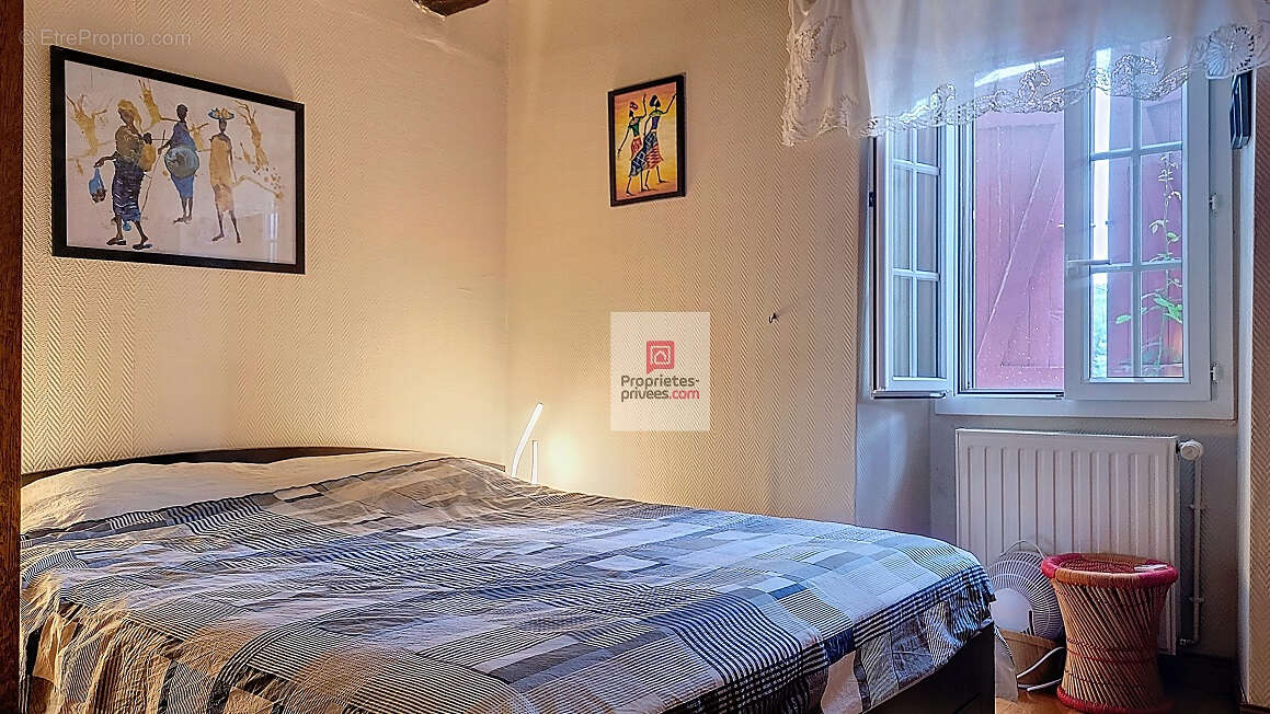 Maison à ROUFFIGNAC-SAINT-CERNIN-DE-REILHAC