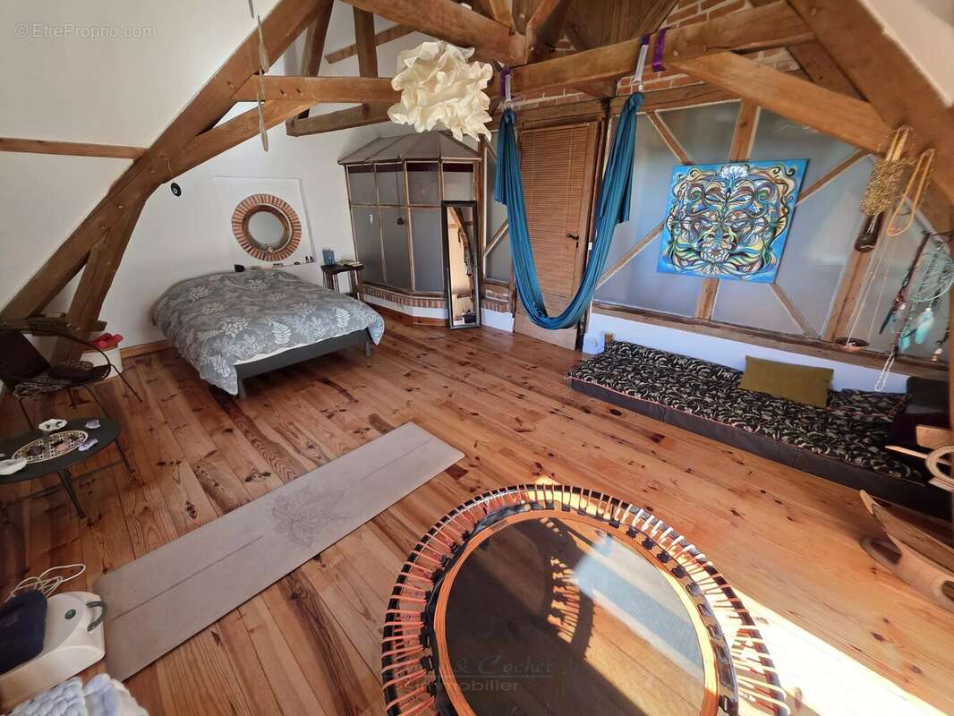 Maison à CONFLANS-SUR-LOING