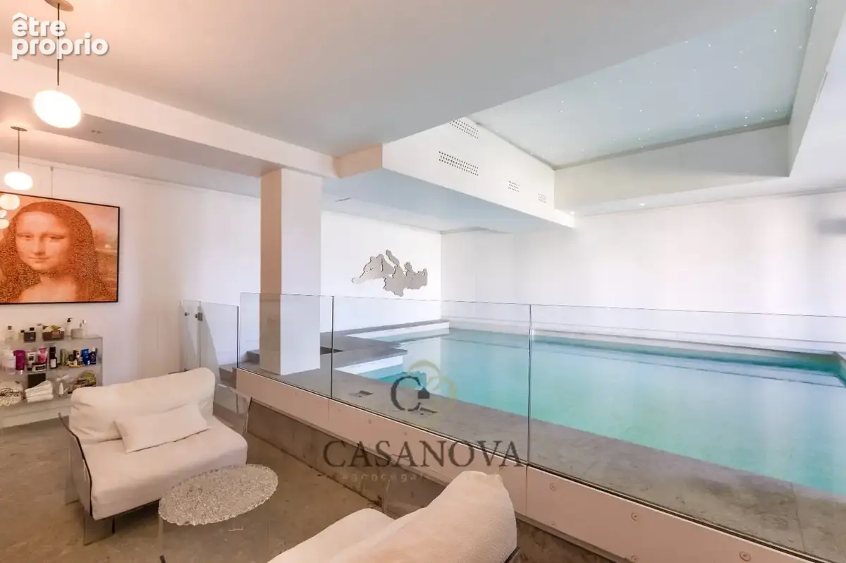 Propriété de caractère rénovée à Aimargues  ancien chai avec piscine intérieure, espace bien-être et prestations haut de gamme - photo 25