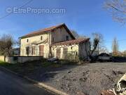 Maison à USSON-DU-POITOU