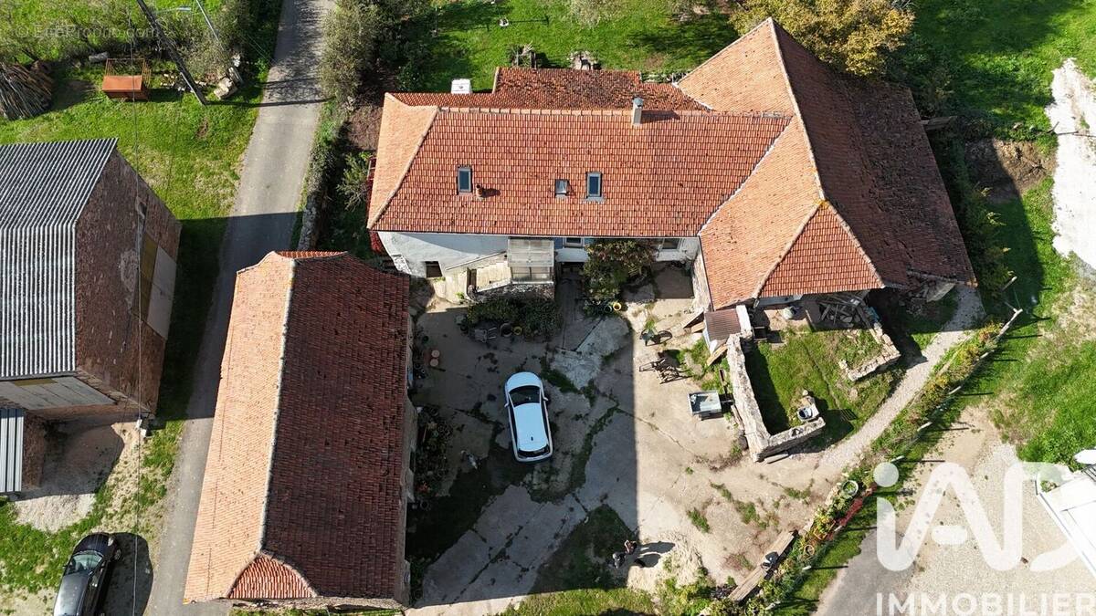 Photo 1 - Maison à GOUTRENS