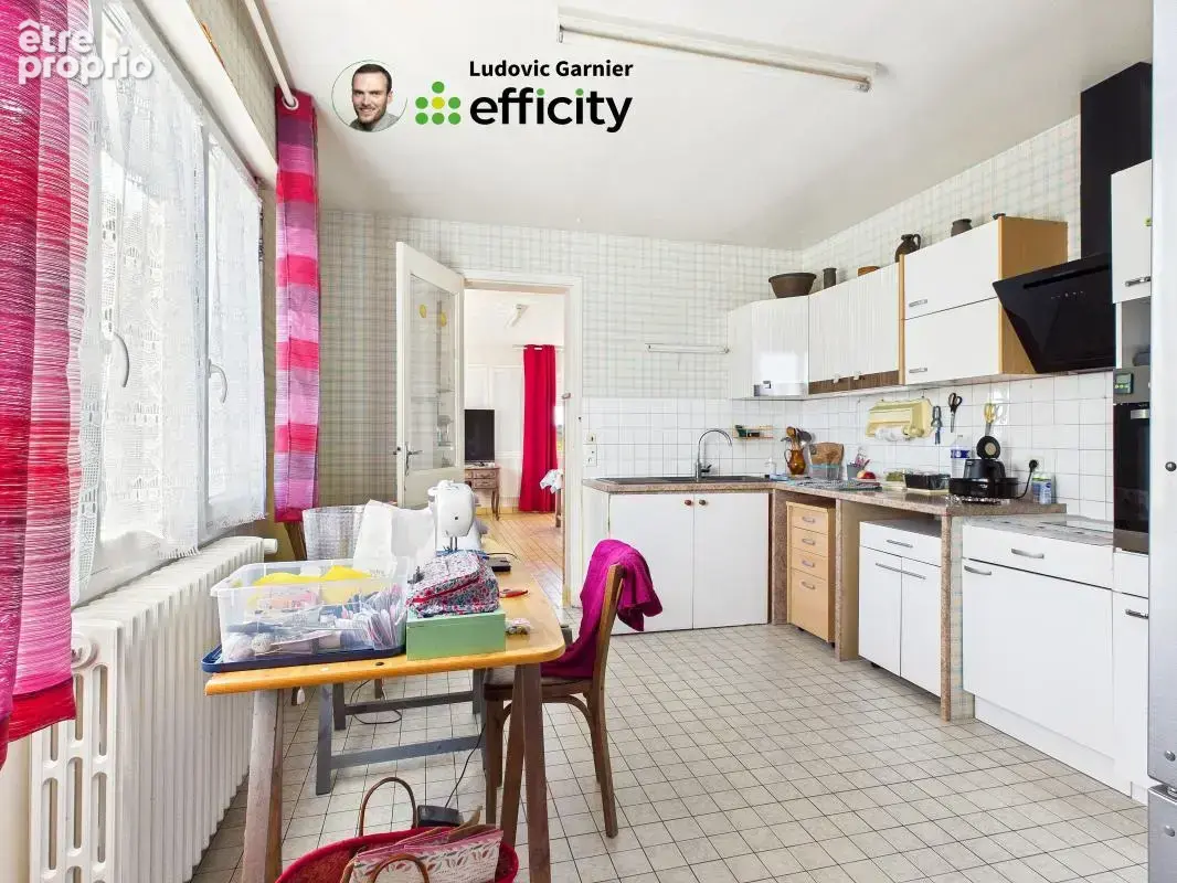 Maison 10 pièces 292 m² à vendre à Sourdeval (50150) - photo 9