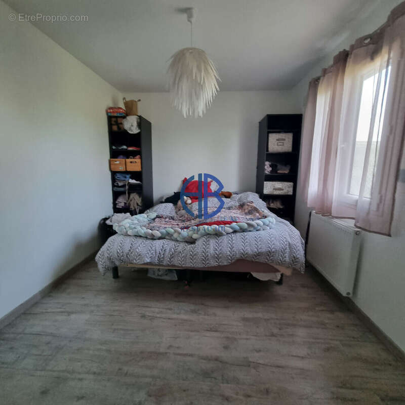 Maison à SAINT-JEAN-DE-SOUDAIN