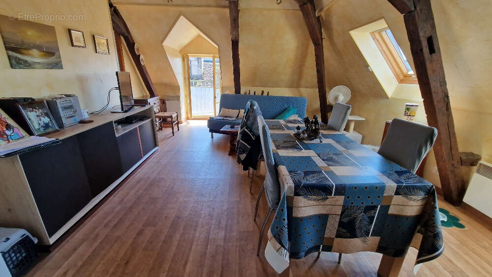 Appartement à EXCIDEUIL