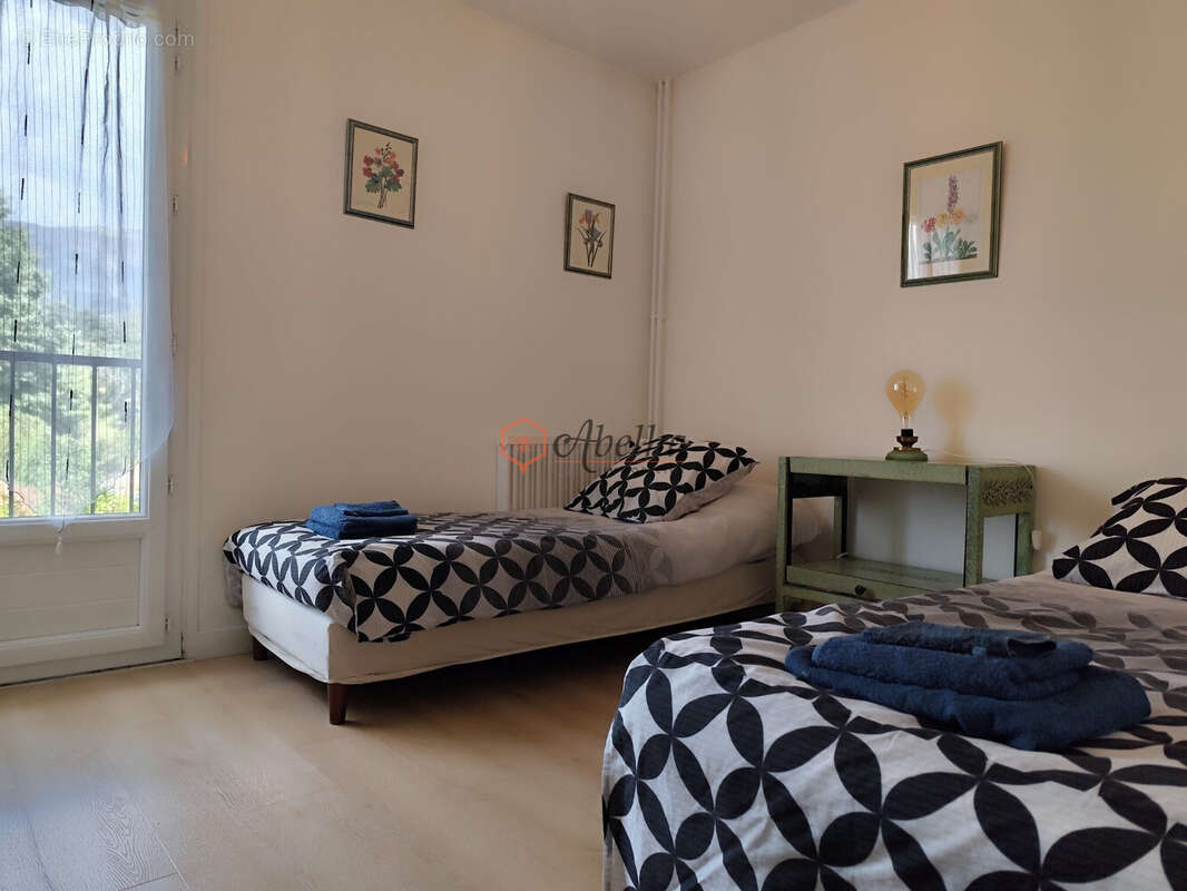 Appartement 68 m² à Saint-Bonnet-En-Champsaur  - photo 4