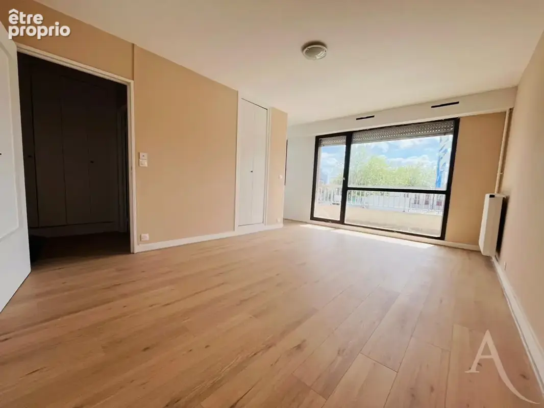 Appartement à NOISY-LE-SEC