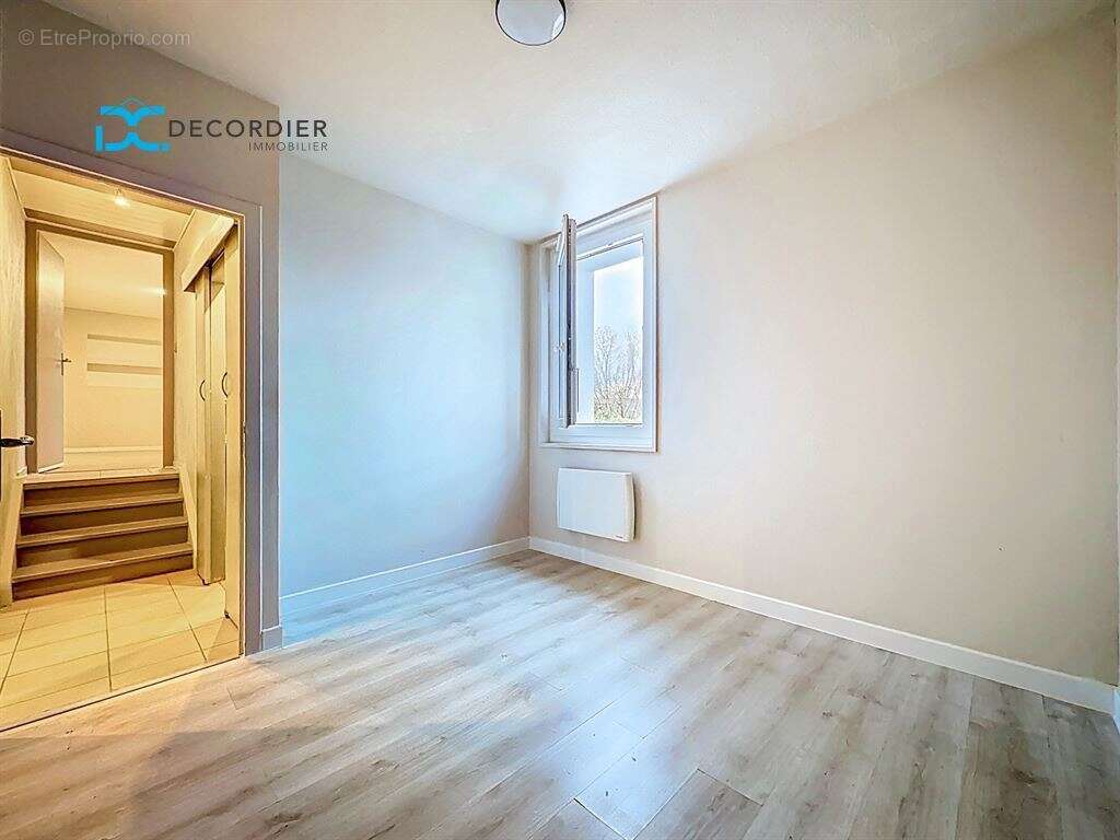 Appartement à NEUVECELLE