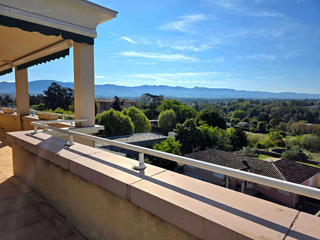 Appartement à ROMANS-SUR-ISERE