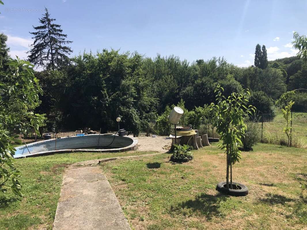 Maison à BAZOCHES-SUR-LE-BETZ