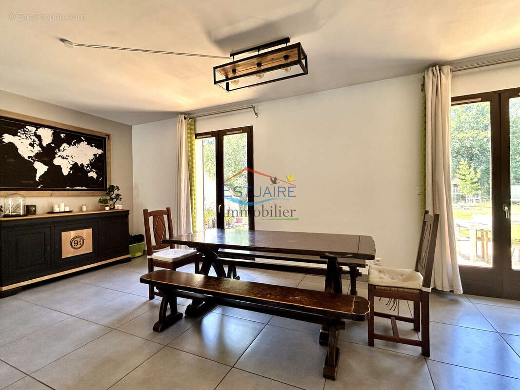 Maison à LE TEMPLE-DE-BRETAGNE