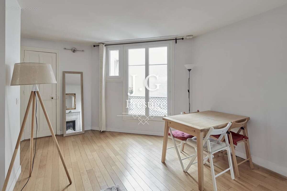 Appartement à PARIS-5E