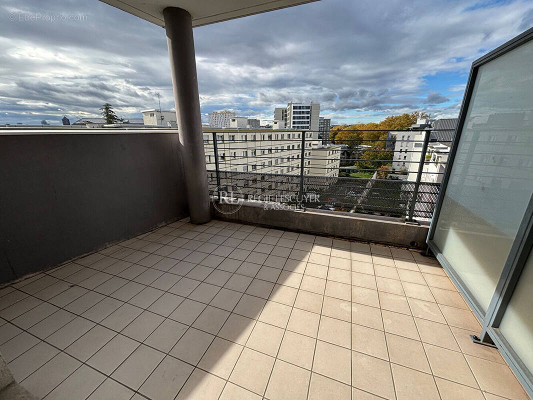 Appartement à VILLEURBANNE
