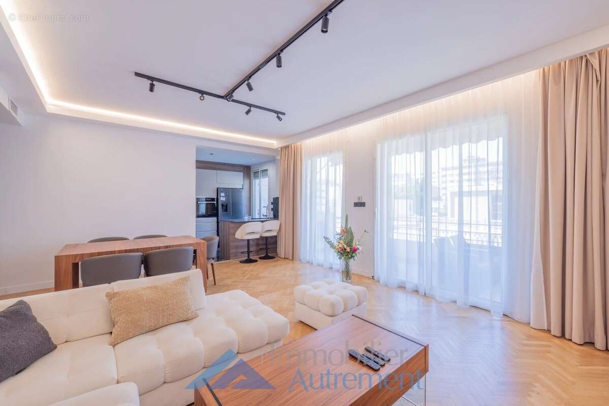 Appartement à MARSEILLE-8E