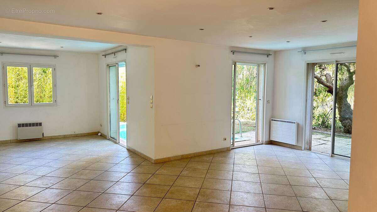 Maison 125 m² à Bandol  - photo 2