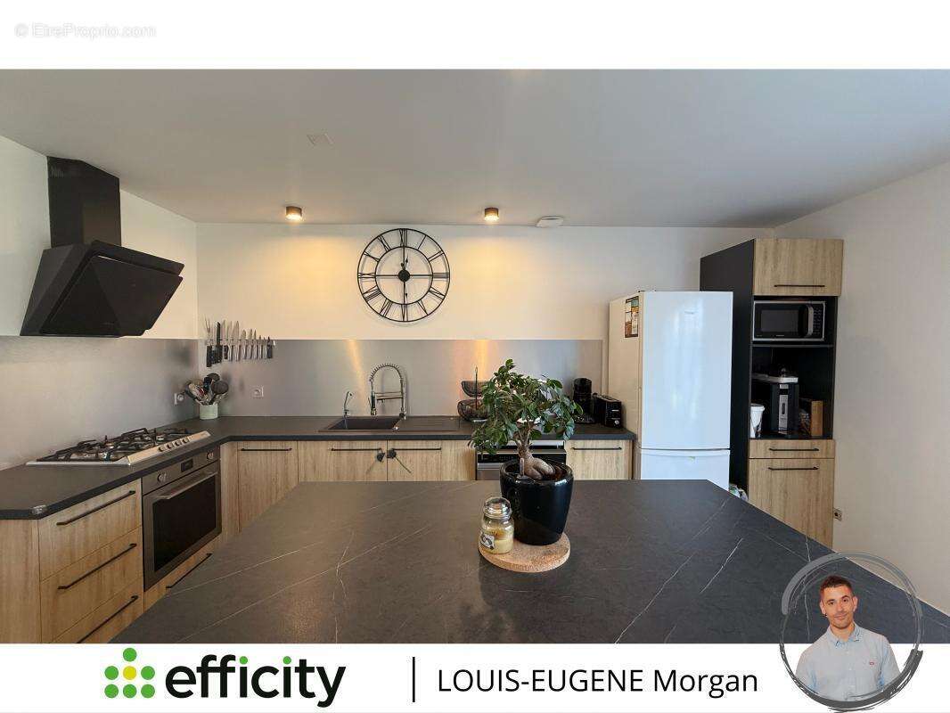 Maison à LA VILLEDIEU-DU-CLAIN