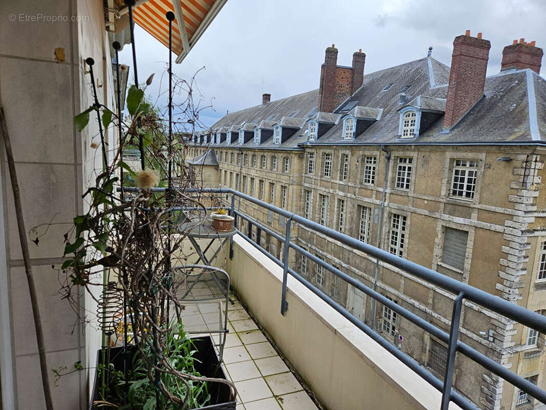 Appartement à vendre - Rouen Préfecture - 99,73 m² - 2 chambres - Box fermé - Balcon -  Cave - Calme - photo 5