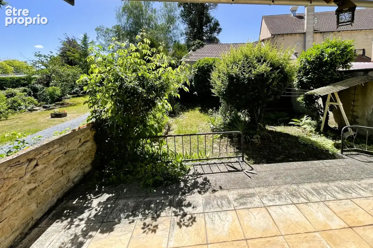 Maison de ville avec terrain et potentiel d'aménagement - photo 4