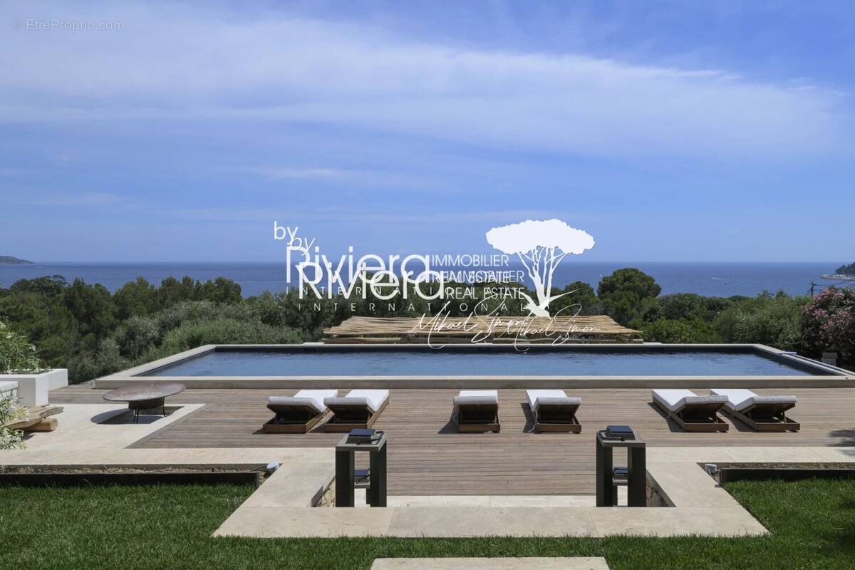 Maison à CAVALAIRE-SUR-MER