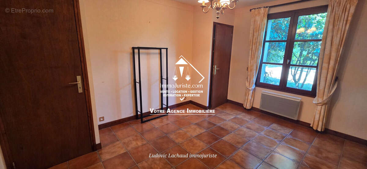 Maison à SAINT-VICTURNIEN