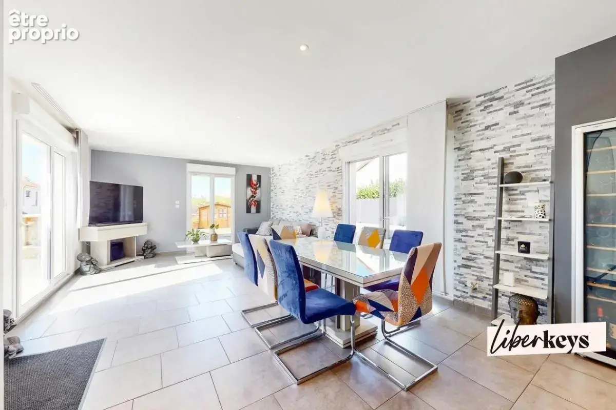 Maison contemporaine de plain-pied avec piscine chauffée — Cadre zen & DPE A - photo 7