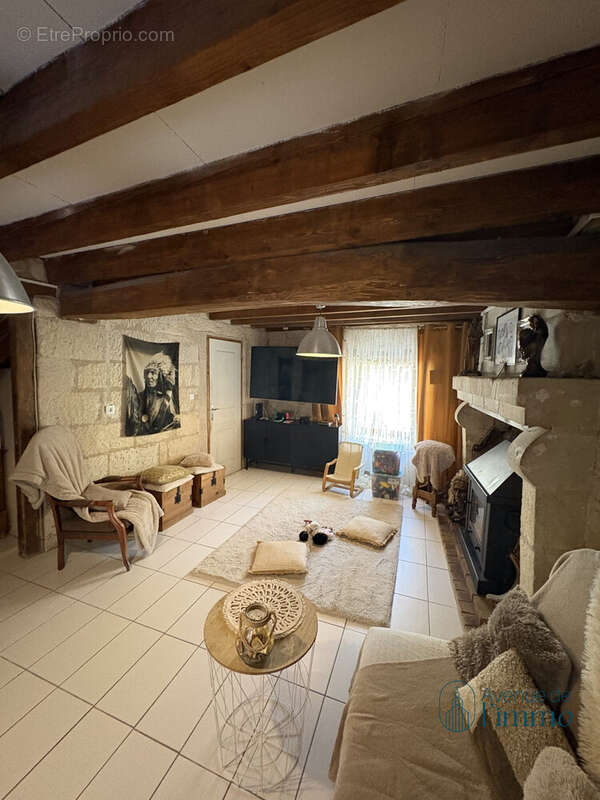Maison 139 m² à Doue-La-Fontaine  - photo 3