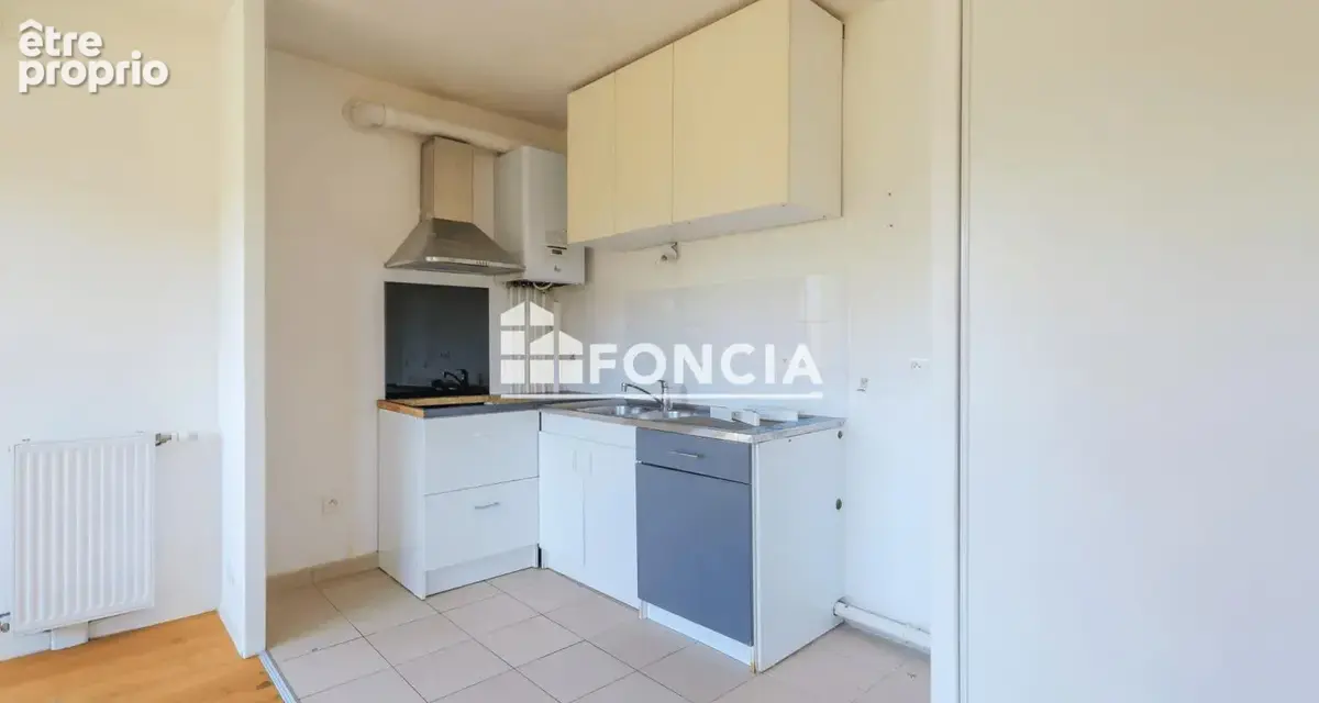 Chessy - Appartement fonctionnel de trois pièces 60m2, avec une terrasse de 17m2 et deux stationnement couvert - photo 5
