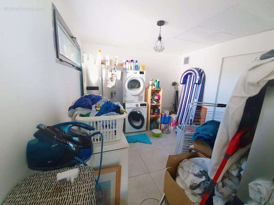 Maison à PEYRESTORTES