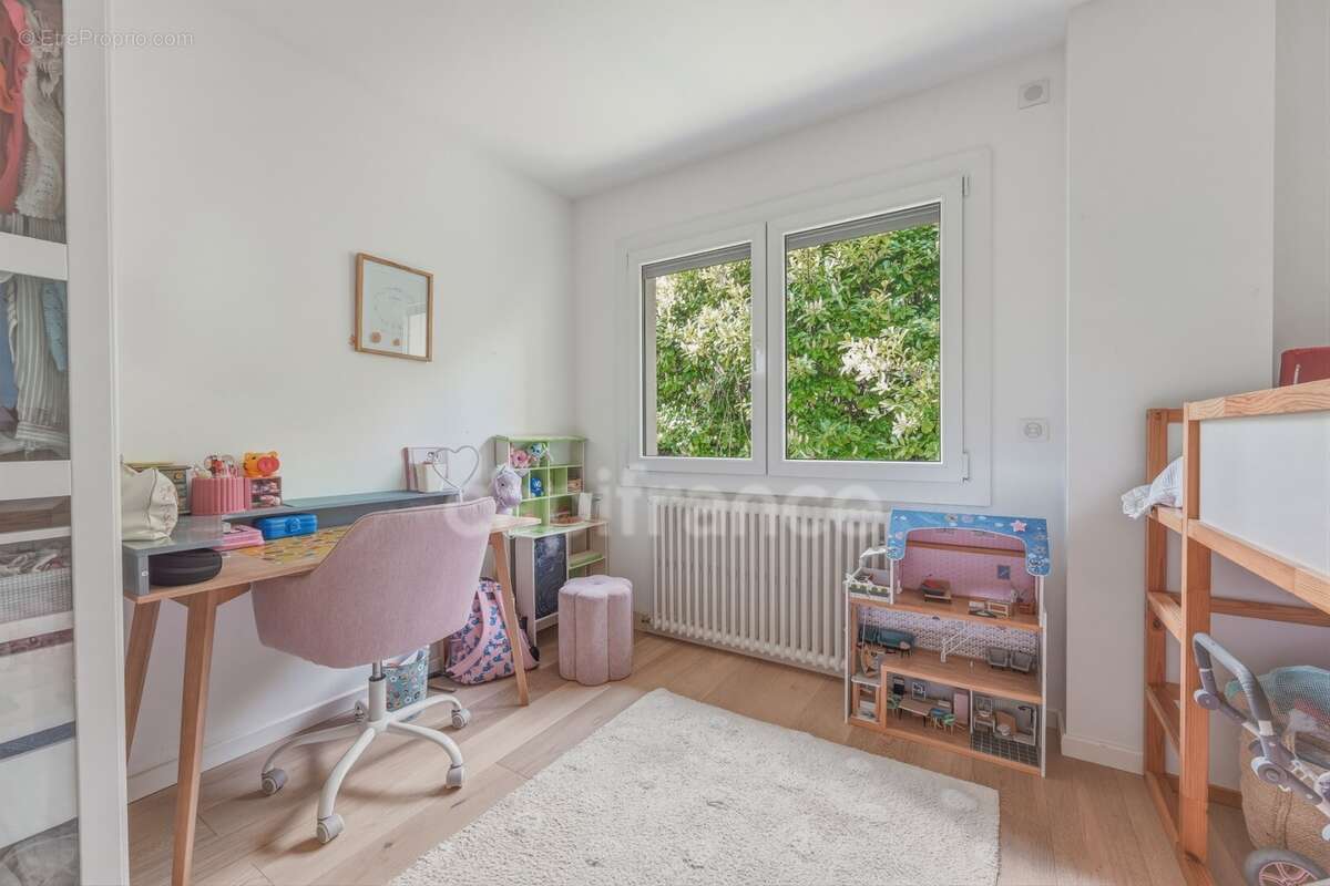 Maison à vendre 5 pièces GEX (01) - photo 20