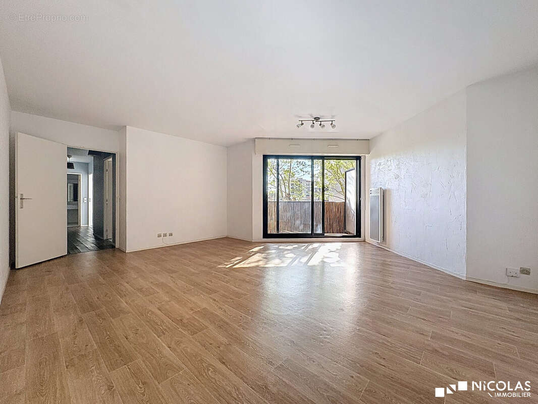 Appartement à BORDEAUX