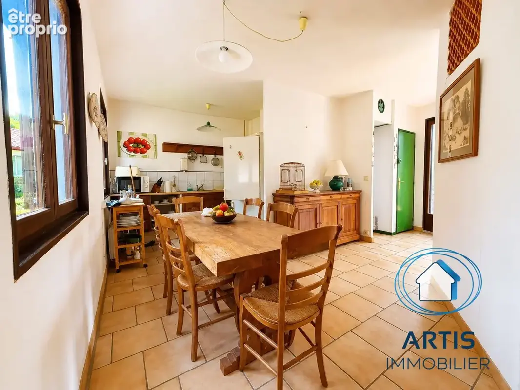 Maison 133 m² à Saint-Pee-Sur-Nivelle  - photo 6