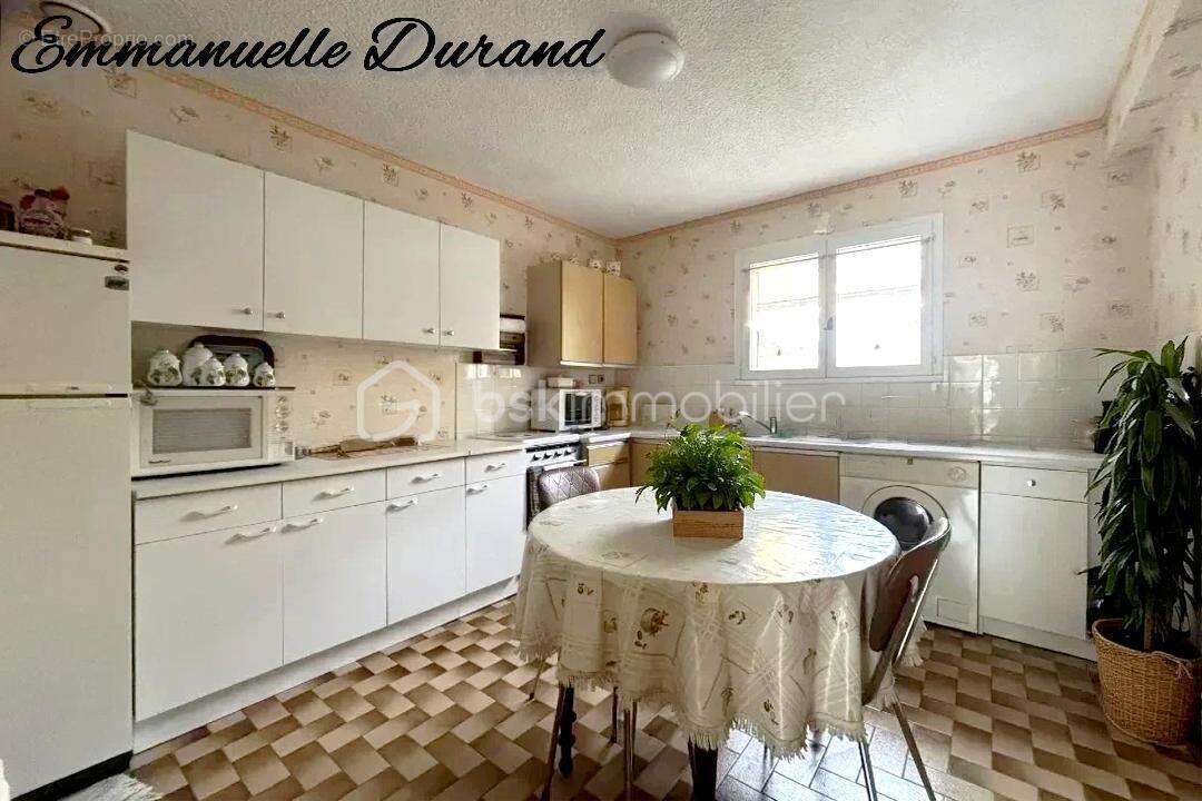 Maison à SAINT-PAUL-TROIS-CHATEAUX