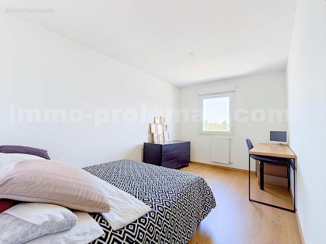 APPARTEMENT_T3_VILLE-LA-GRAND_frontière_suisse_genève_CEVA_SECTEUR_agréable_verdoyant_lumineux_séjour_cuisine_chambre_salon - Appartement à VILLE-LA-GRAND