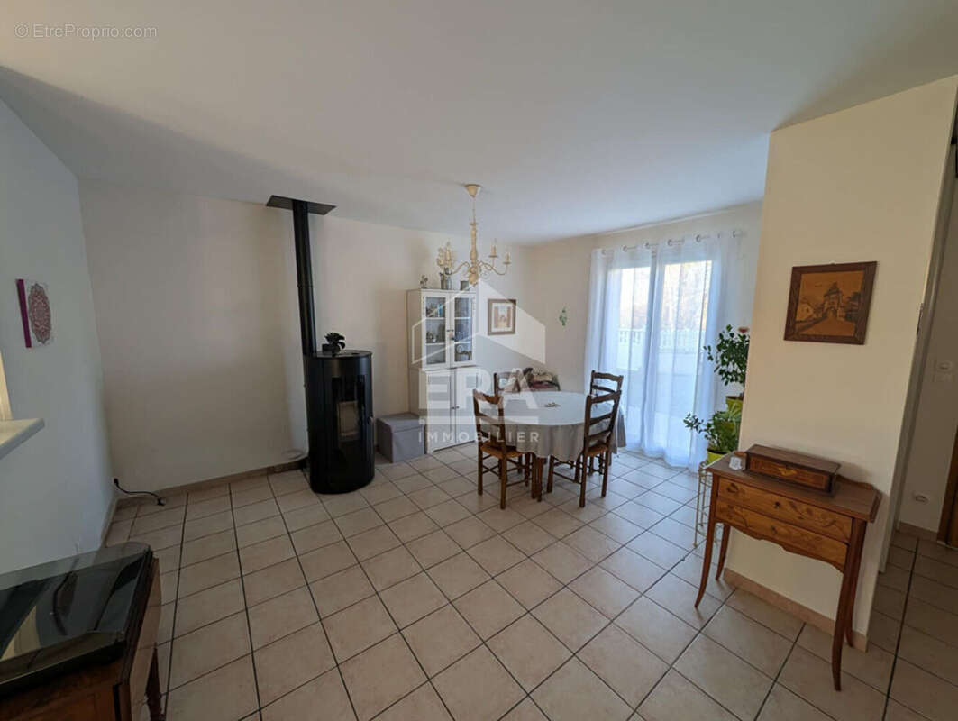 Maison à MONTPON-MENESTEROL