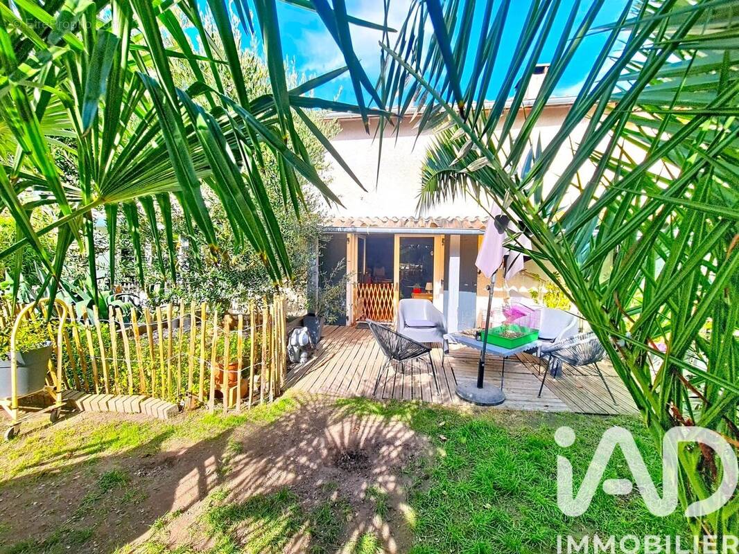 Photo 1 - Maison à GENOUILLE