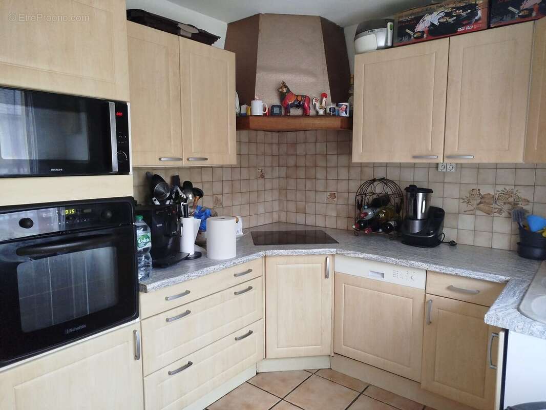 Maison à BESSE-ET-SAINT-ANASTAISE