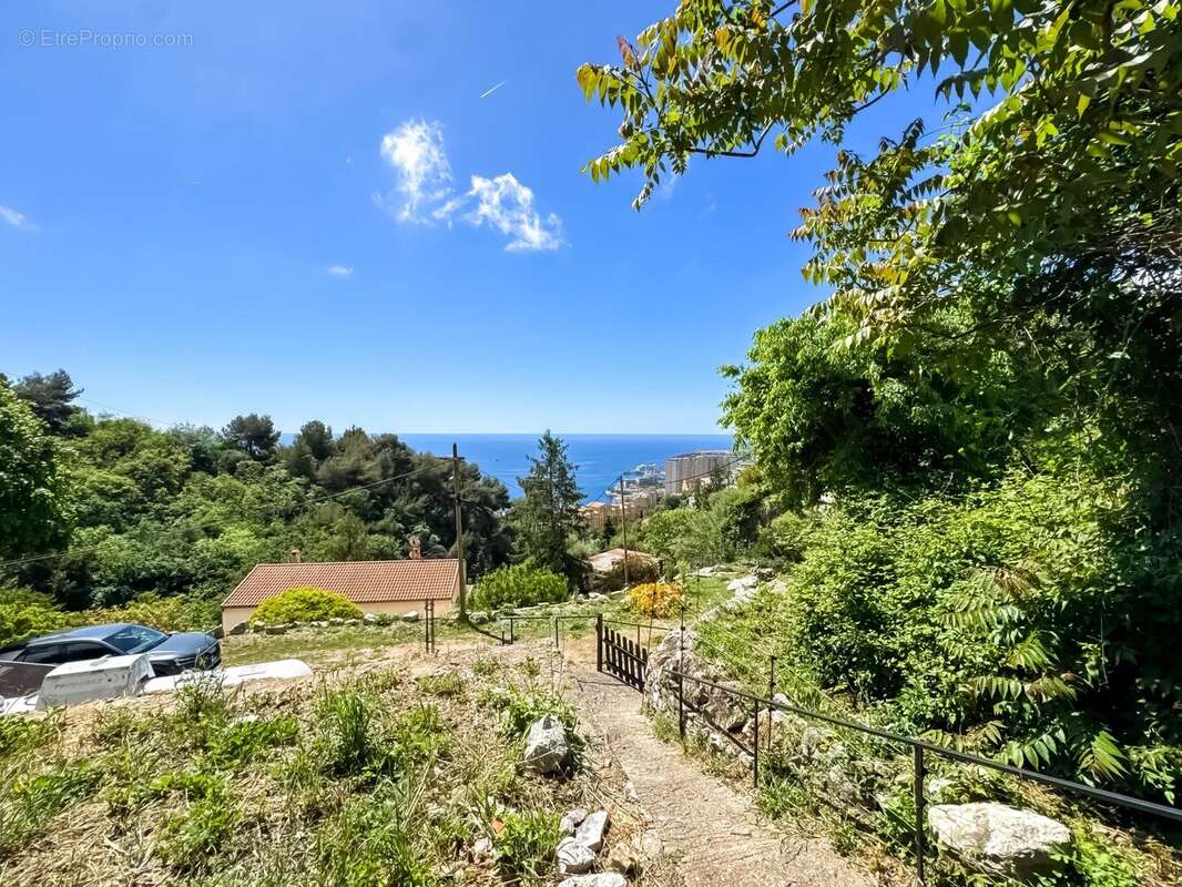 Maison à ROQUEBRUNE-CAP-MARTIN