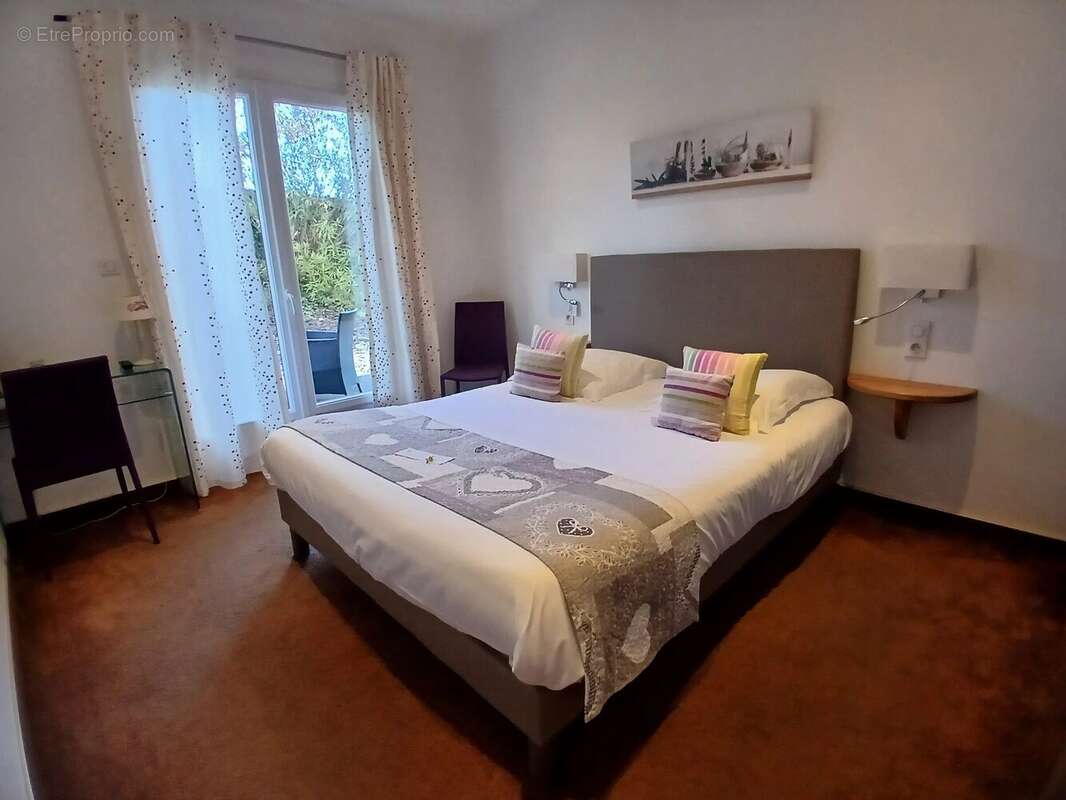 Maison à COGNAC