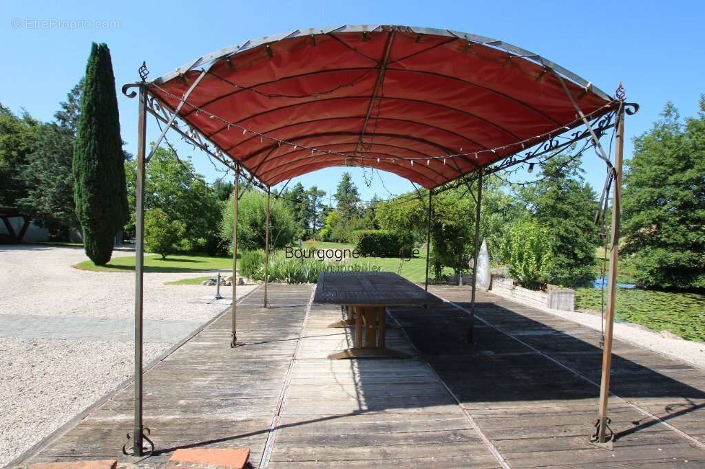 Rare belle propriete contemporaine et ecologique au coeur de la campagne en bord de riviere - photo 8