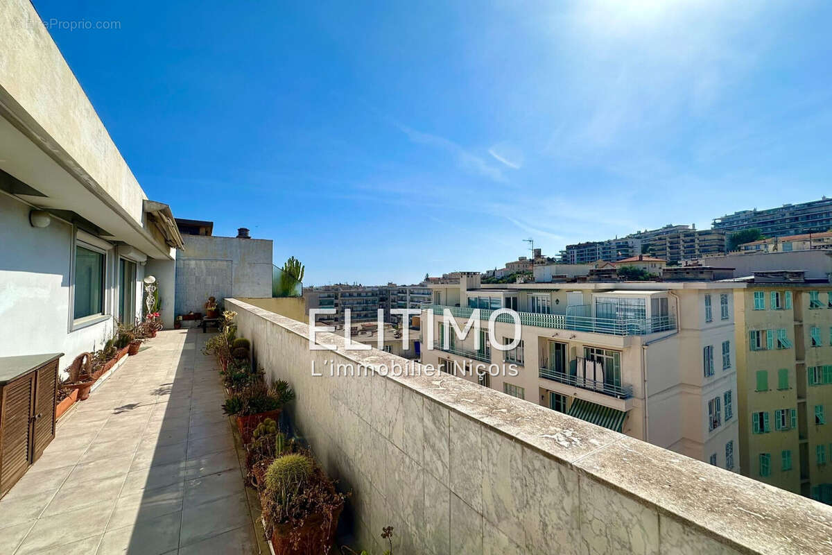 Appartement à NICE