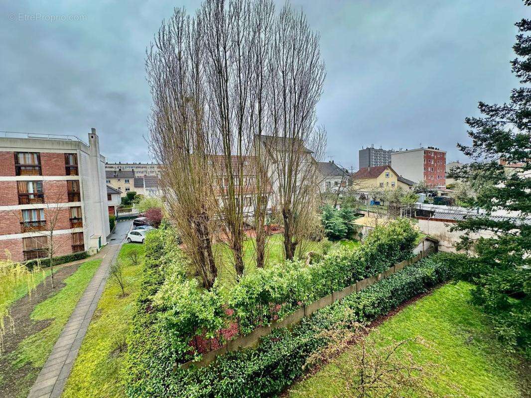 Appartement à NOISY-LE-SEC