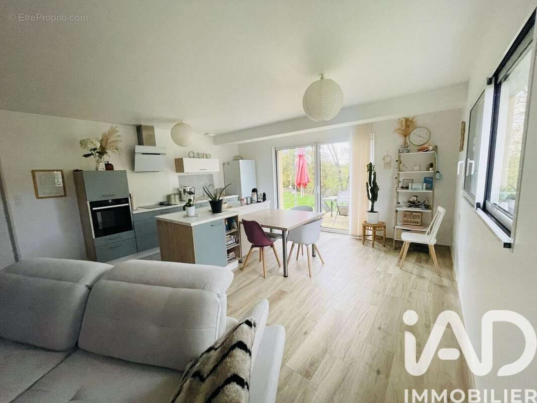 Photo 9 - Maison à NEUILLE-PONT-PIERRE